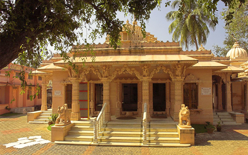 jain temple in kochi india