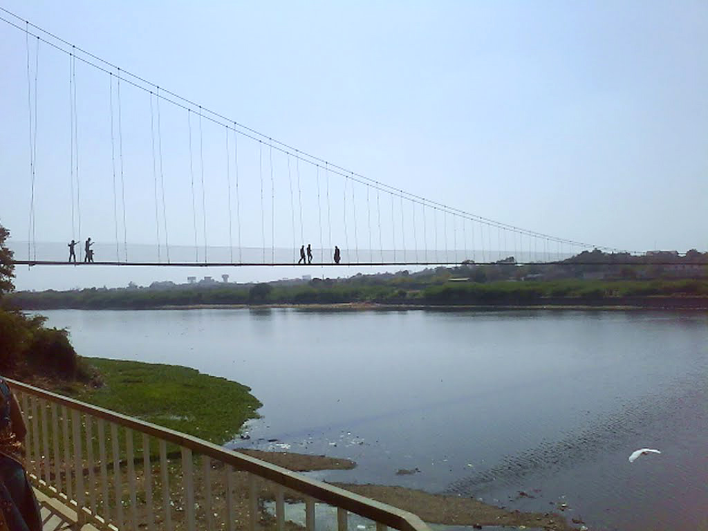 hanging-bridge-india