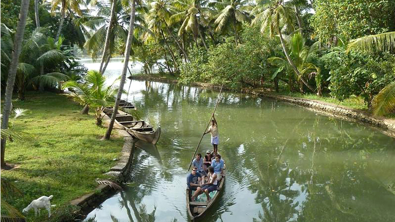 munroe-island-boating