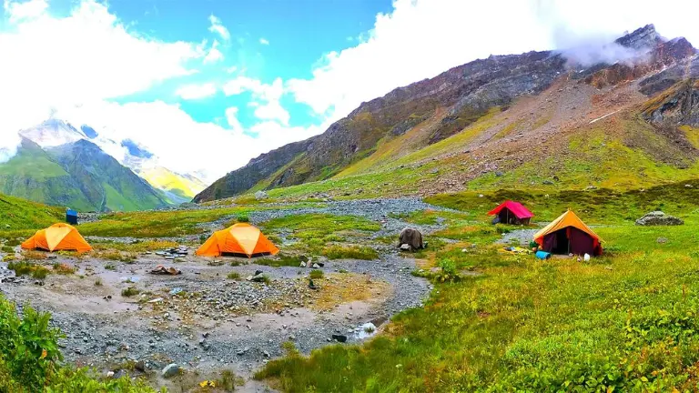 Best Time for Camping & Trekking