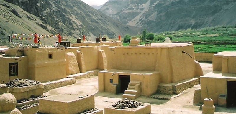 Tabo people home