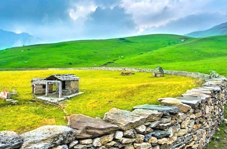 roop-kund-trek-uttarakhand