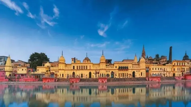 How to Reach Ayodhya