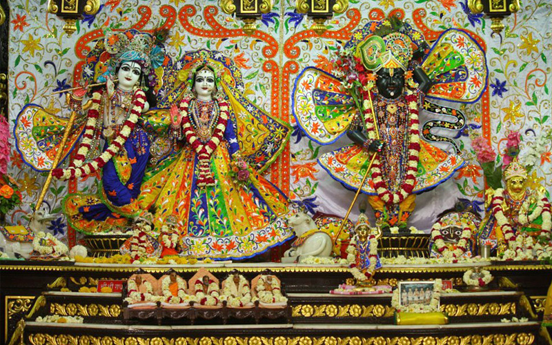 sri-sri-radha-govinda-and-srinathji-temple-ahmedabad Gujrat
