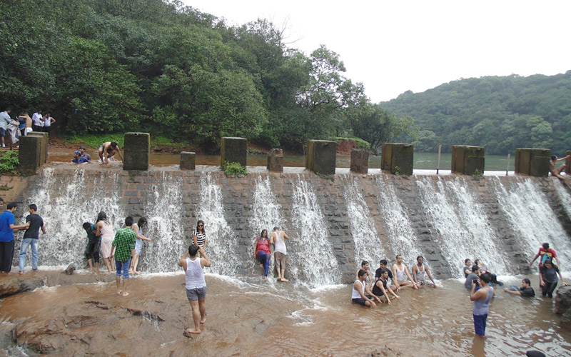 charlotte-lake-matheran