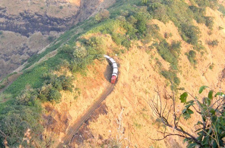 toy-train-at-matheran-maharashtra