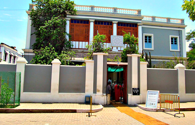 shri-aurobindo-ghosh-ashram-pondicherry