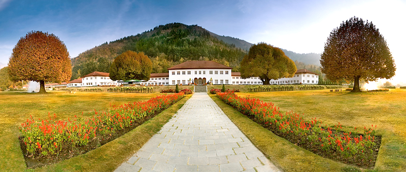the-lalit-grand-palace-srinagar
