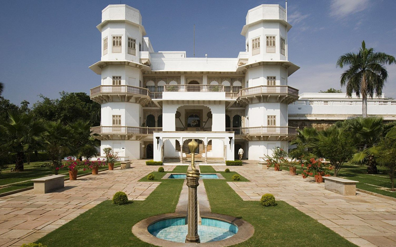 hotel in gwalior india