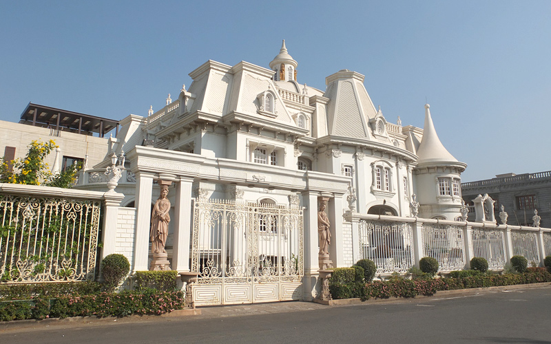 hotel in surat india