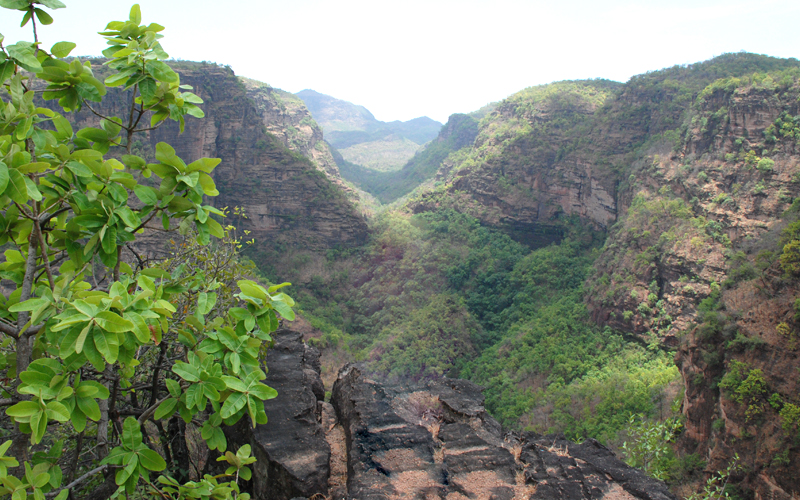 pachmarhi hill station india