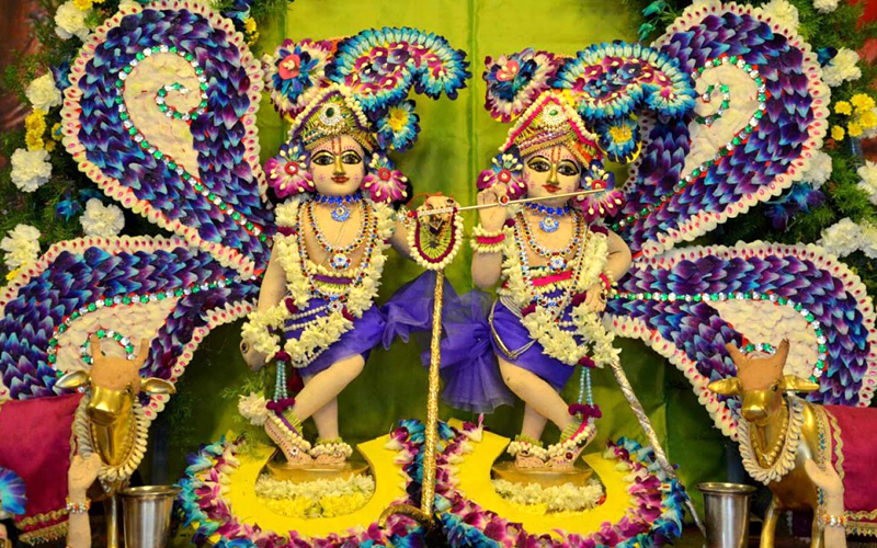 ISKCON's-sri-krishna-balarama-india