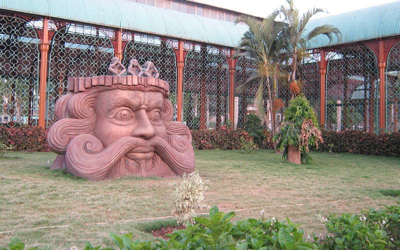 indira-glass-house-india