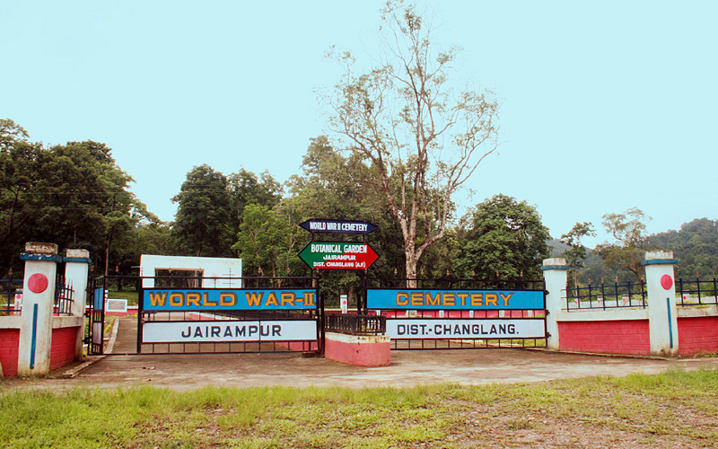 world-war-II-cemetery-india