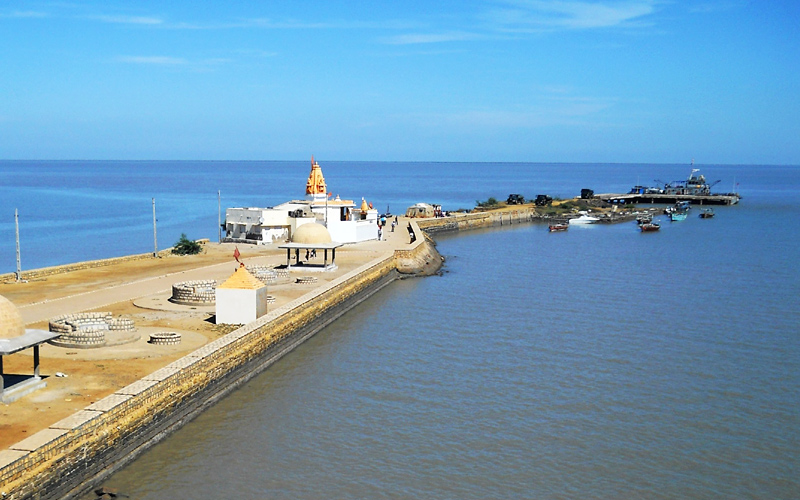 narayan-sarovar-india