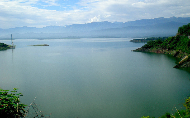 ranjit-sagar-dam-india
