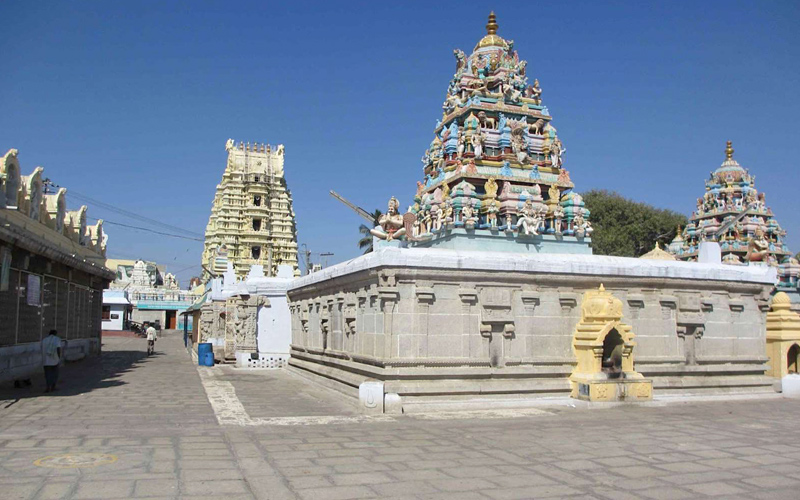 sri lakshmi-narsimha-swamy-temple-india