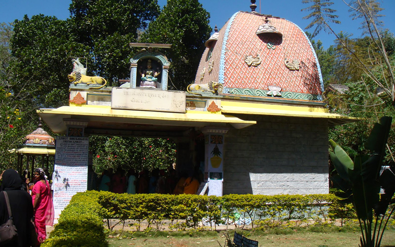 sri-raja-rajeswari-temple-india