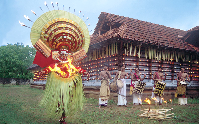 theyyam-kannur-kerala