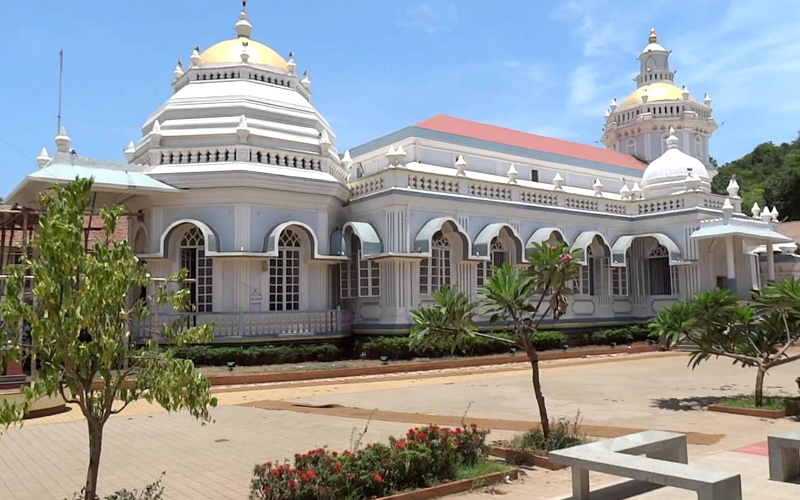 shri-mangesh-sanctuary-india