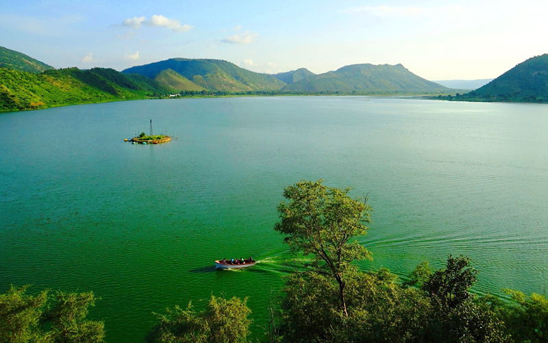 siliserh-lake-india