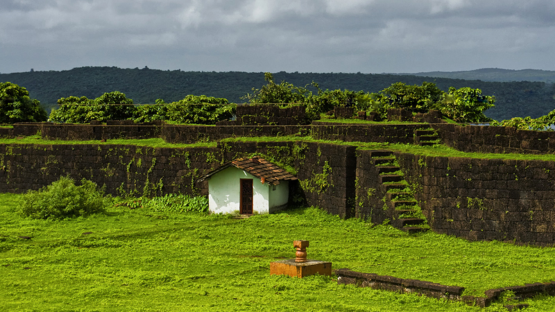 jaigad-fort-india