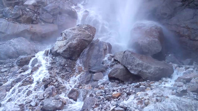 vasudhara-falls