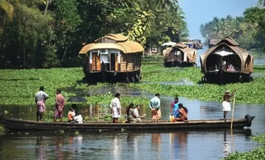 houseboat-Kerala-backwaters