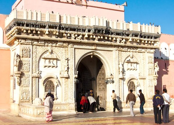 karni-mata-temple-deshnok