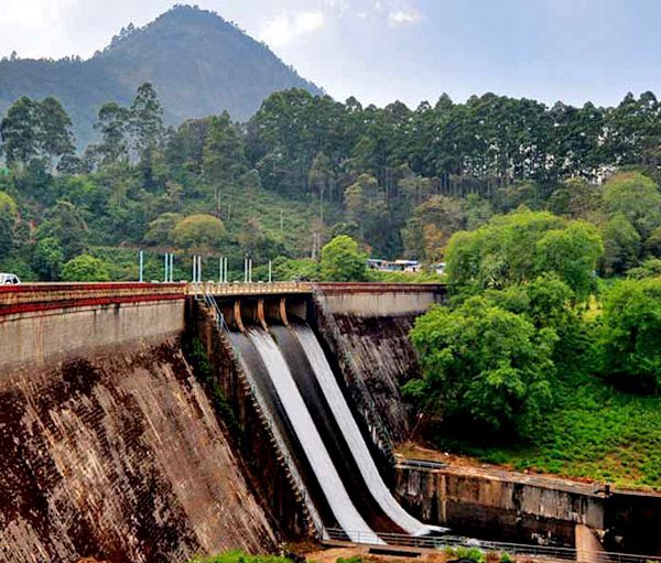 kundala-dam-lake-munnar