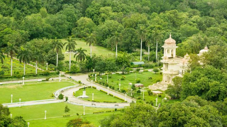 Bird Park Gulab Bagh