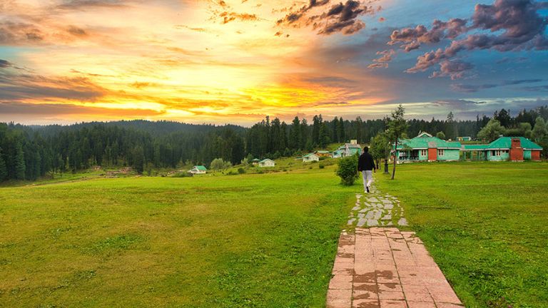 Yusmarg, Jammu & Kashmir