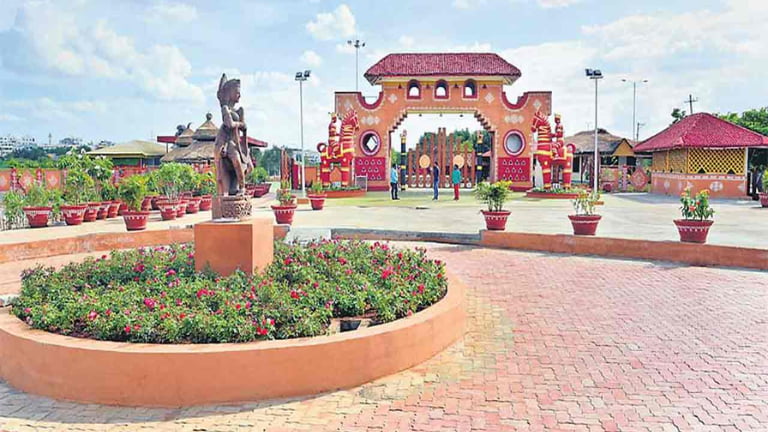 Explore Shilparamam Night Bazaar