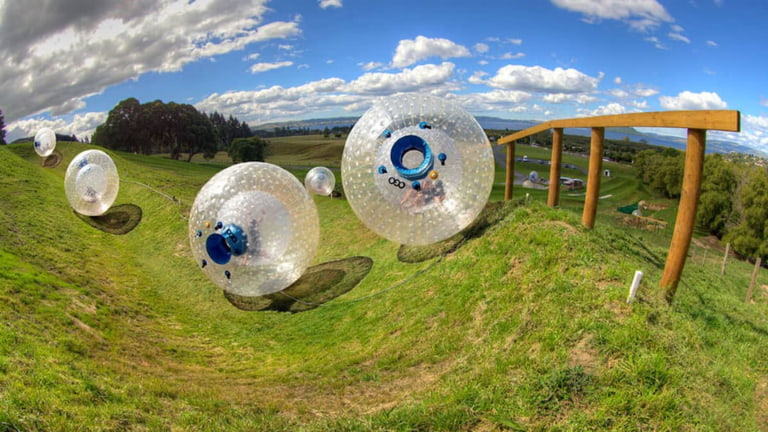 Zorbing 