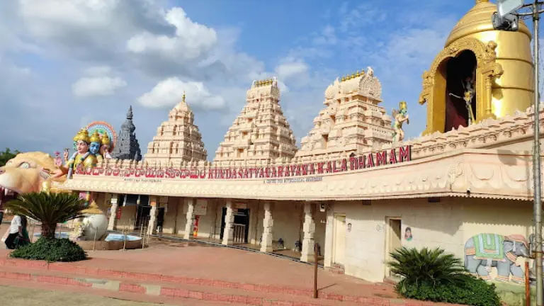 Surendrapuri-Temple