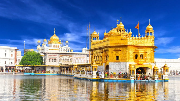 Harmandir Sahib (Golden Temple) – Amritsar, Punjab