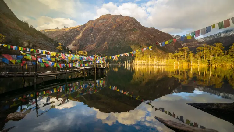 Best Time to Visit Sangti Valley