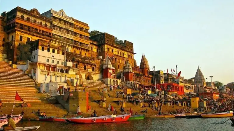 How to Reach Varanasi
